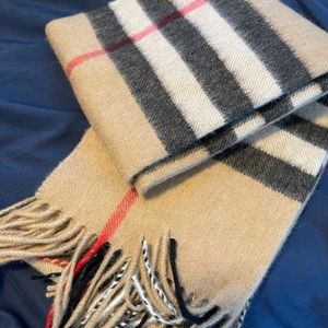 Men Burberry scarf